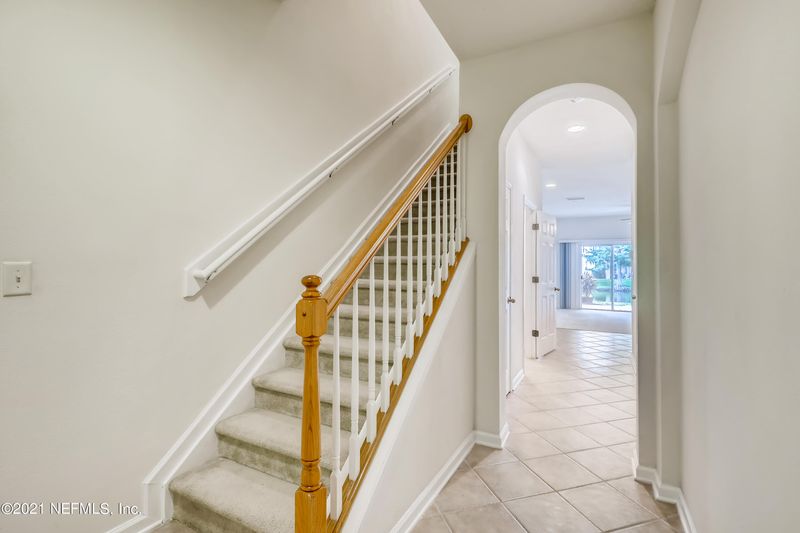 5850 Pavilion Dr, Jacksonville, FL 32258
