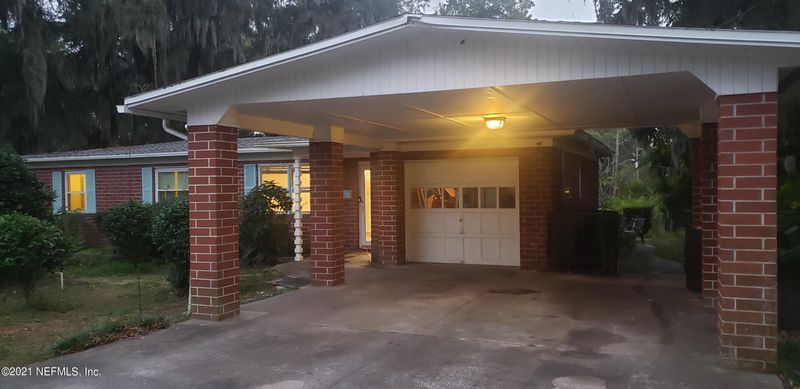 5854 Dickson Rd, Jacksonville, FL 32211