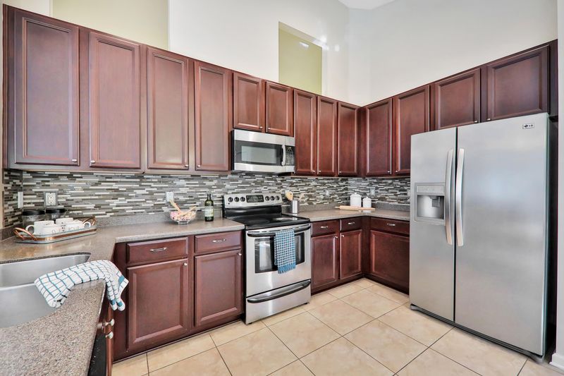 5858 Wind Cave Ln, Jacksonville, FL 32258