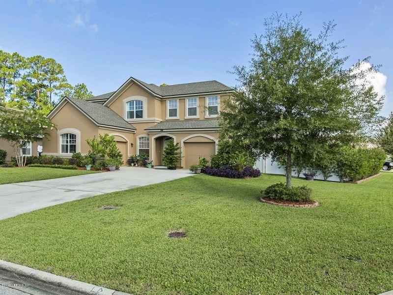 586 Casa Sevilla Ave, St Augustine, FL 32092