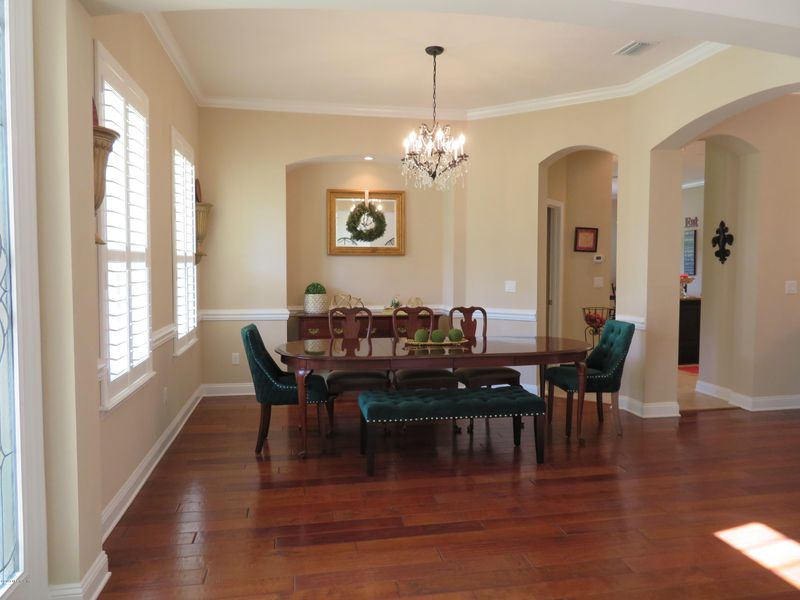 586 Saddlestone Dr, St Johns, FL 32259