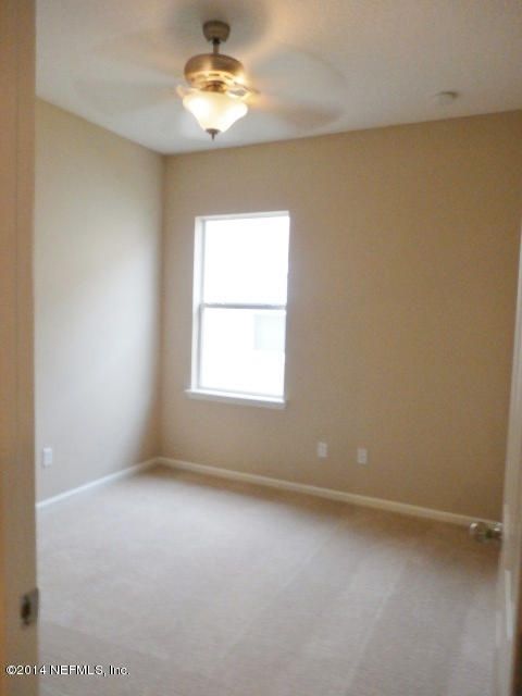 5862 Alderfer Springs Dr, Jacksonville, FL 32258