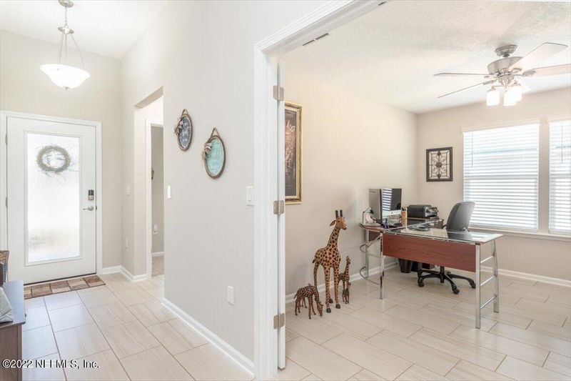 587 Palace Dr, St Augustine, FL 32084