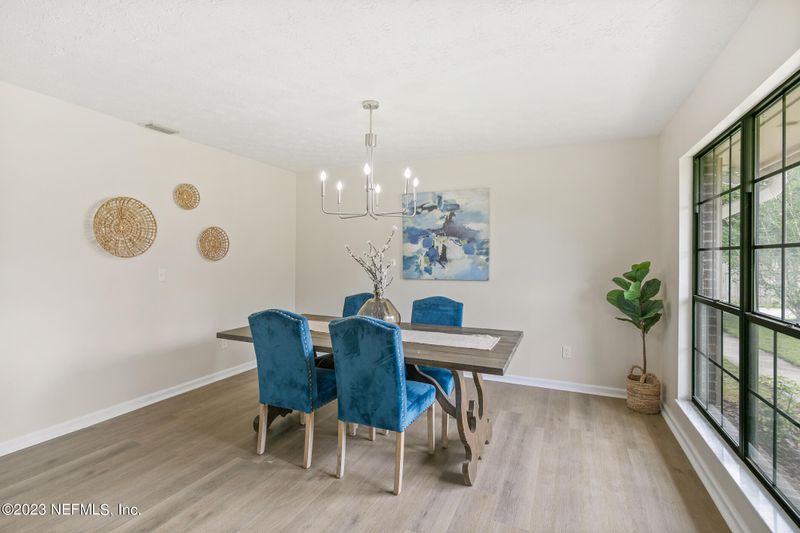 587 Pine Forest Dr N, Fleming Island, FL 32003