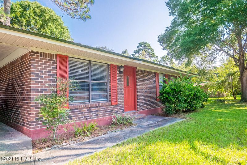 587 SE 43rd St, Keystone Heights, FL 32656