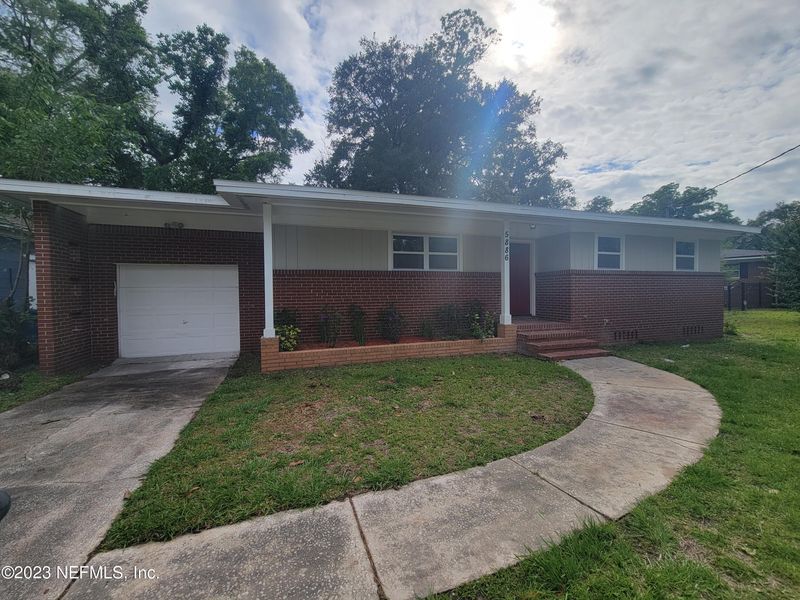 5886 Moncrief Rd, Jacksonville, FL 32209