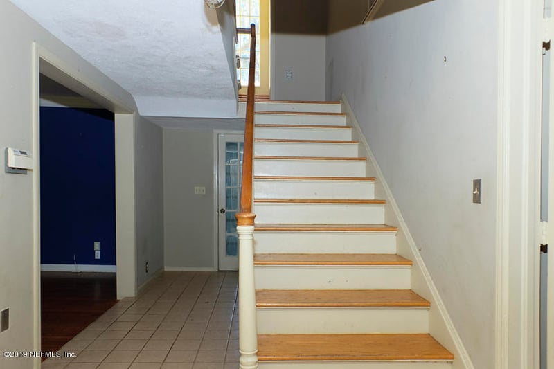5907 Saxony Woods Ln, Jacksonville, FL 32211