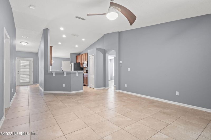 5910 Royalty Rd, Jacksonville, FL 32254