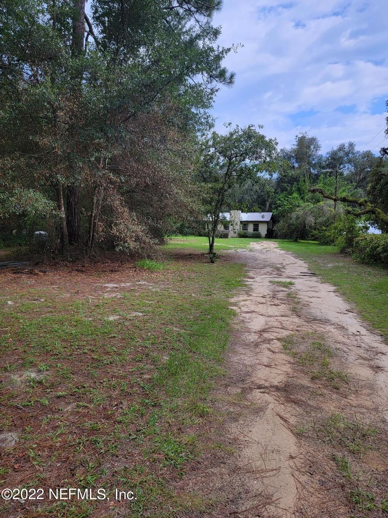 5933 White Sands Rd, Keystone Heights, FL 32656