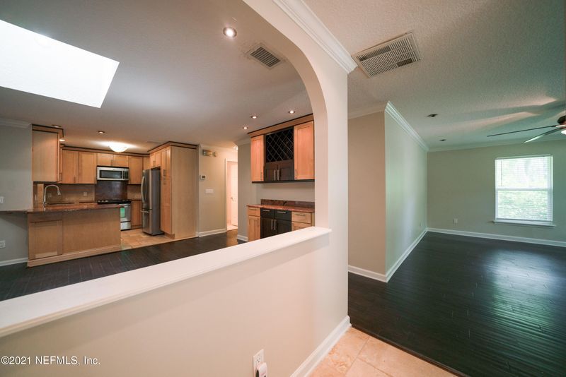 594 Palmera Dr E, Ponte Vedra Beach, FL 32082