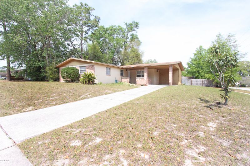 595 Clermont Ave S, Orange Park, FL 32073