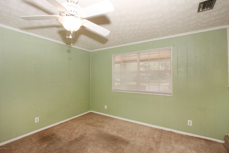 595 Clermont Ave S, Orange Park, FL 32073