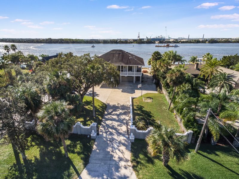 5950 Heckscher Dr, Jacksonville, FL 32226
