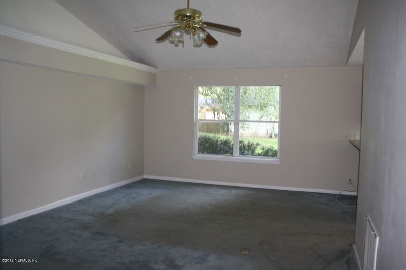 5957 111th St, Jacksonville, FL 32244