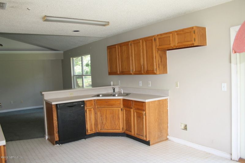 5957 111th St, Jacksonville, FL 32244