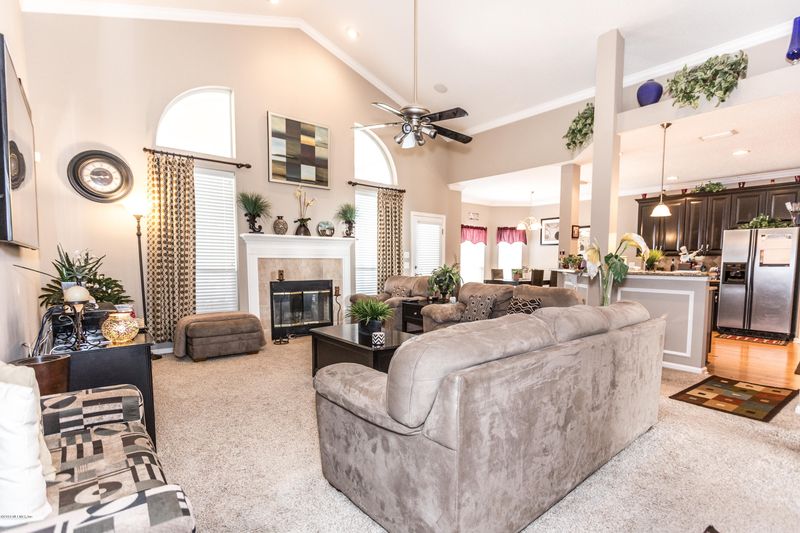596 Chestwood Chase Dr, Orange Park, FL 32065