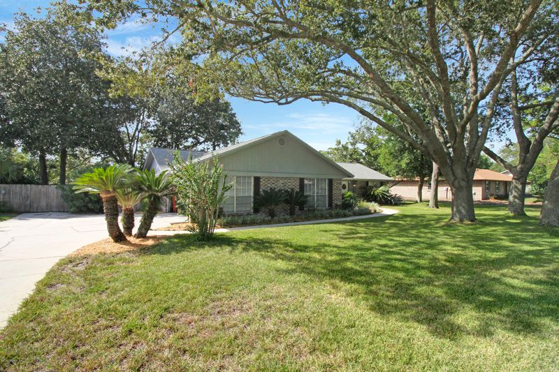 596 Rockingham Rd, Orange Park, FL 32073