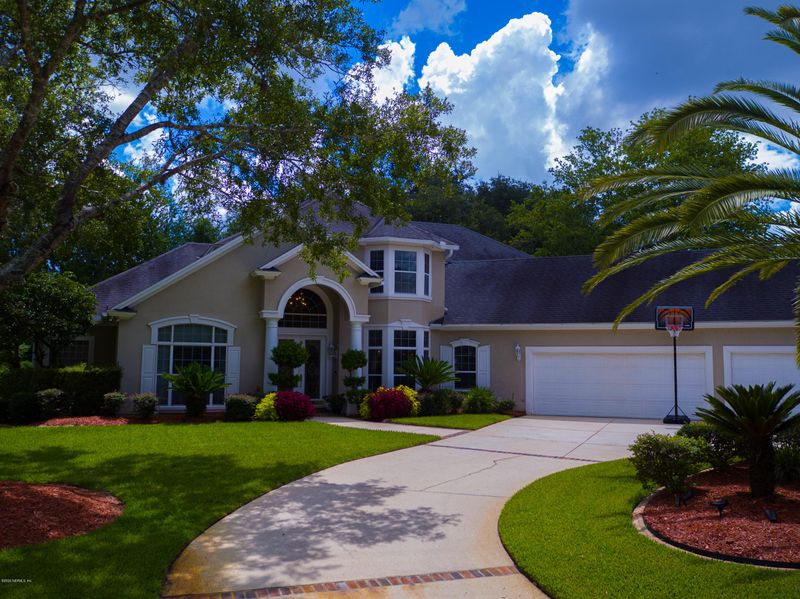 597 Thornwood Ln, Orange Park, FL 32073