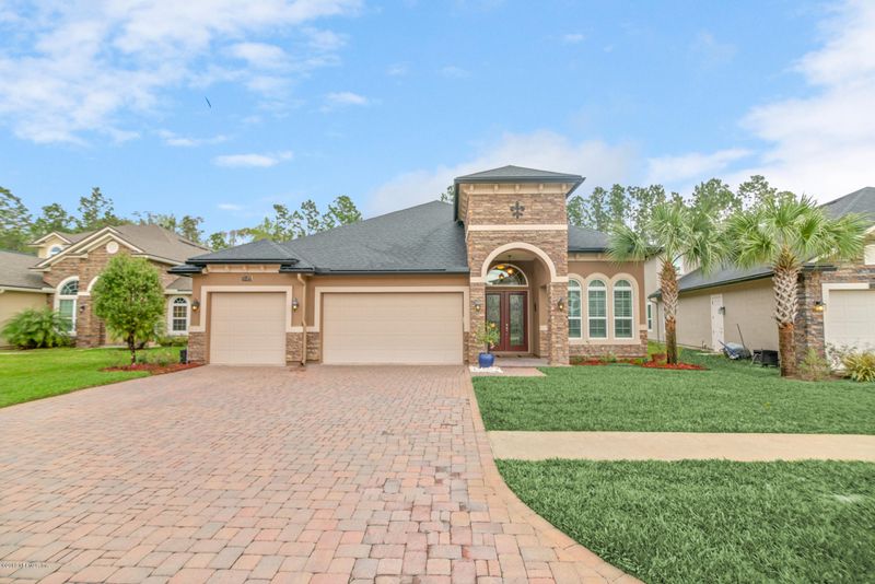 60 Dundee Pl, St Johns, FL 32259