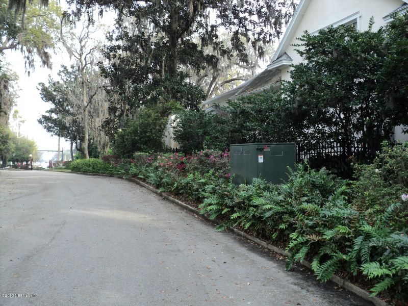 6000 San Jose Blvd #7A, Jacksonville, FL 32217