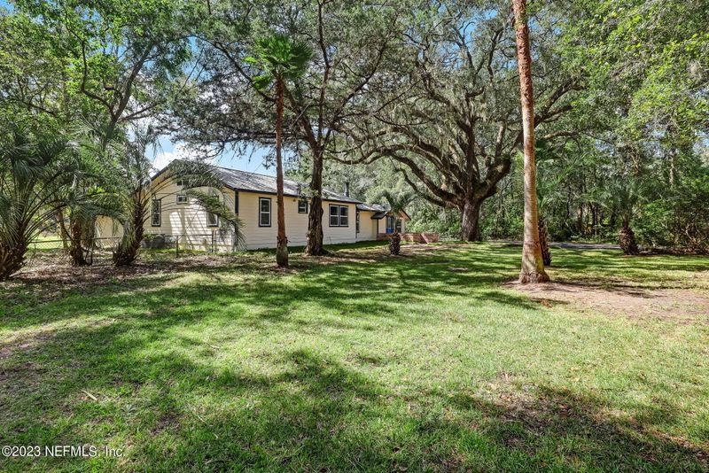 6002 Horseshoe Dr, Jacksonville, FL 32254