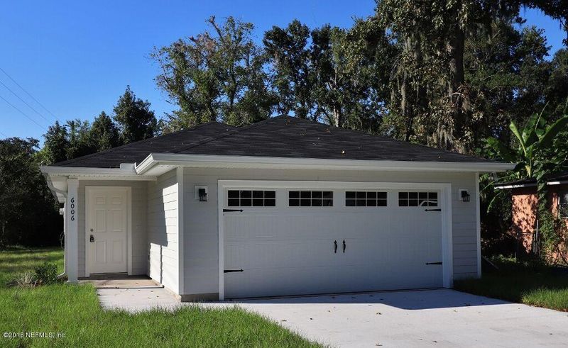 6006 Anderson Rd, Jacksonville, FL 32244