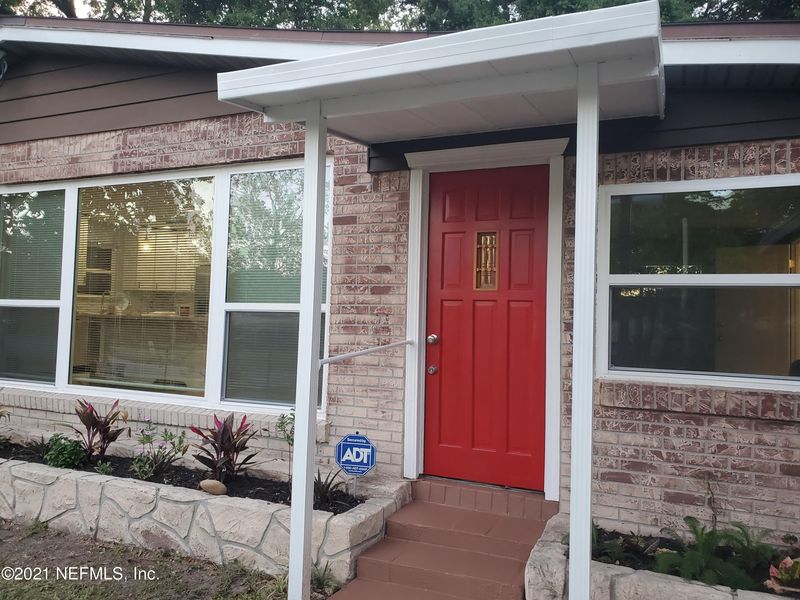 6011 Peeler Rd S, Jacksonville, FL 32277