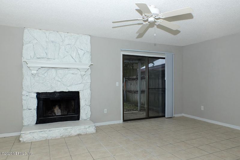 6022 Duclay Rd, Jacksonville, FL 32244