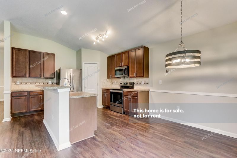 6025 Chestnut Gelding Ln, Jacksonville, FL 32234