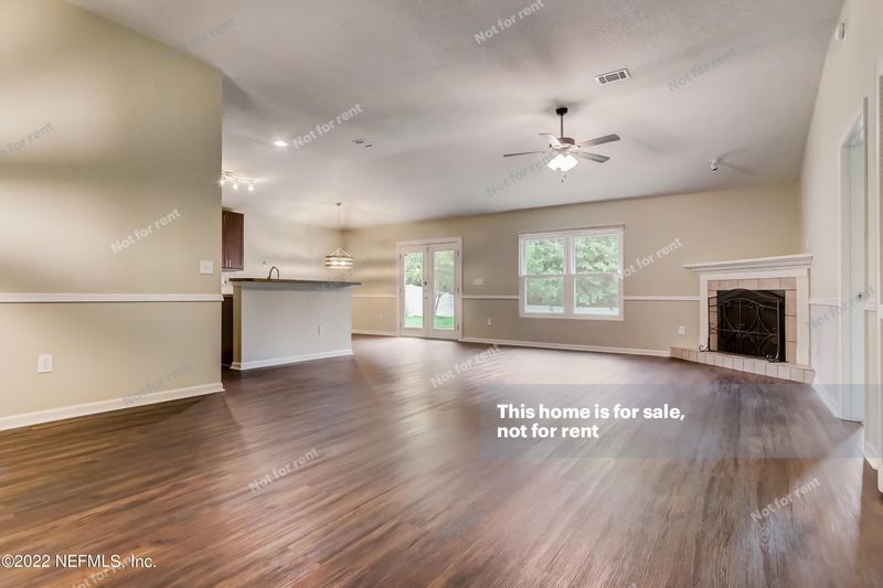 6025 Chestnut Gelding Ln, Jacksonville, FL 32234