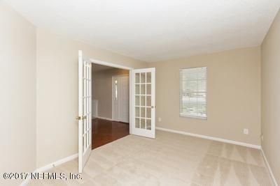 603 Castleberry Ct, St Johns, FL 32259