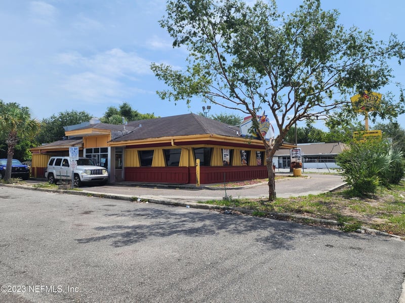 6037 Merrill Rd, Jacksonville, FL 32277