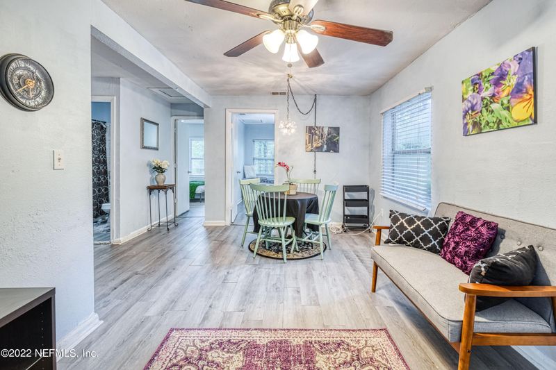 6038 Diamond St, Jacksonville, FL 32208