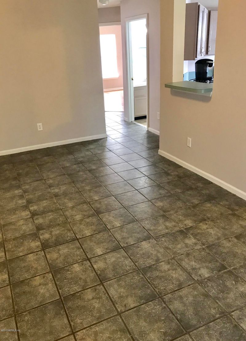 604 Celebrity Ct, Jacksonville, FL 32225