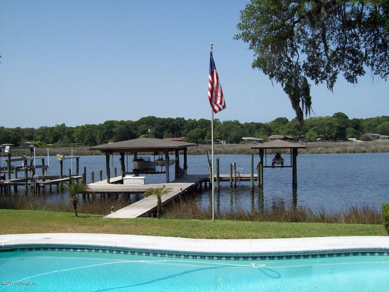 604 Mathis Rd, Jacksonville, FL 32211