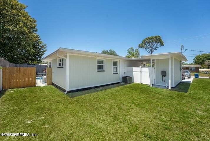 6042 Meadow Ln, Jacksonville, FL 32277