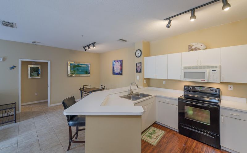 605 Fairway Dr #101, St Augustine, FL 32084