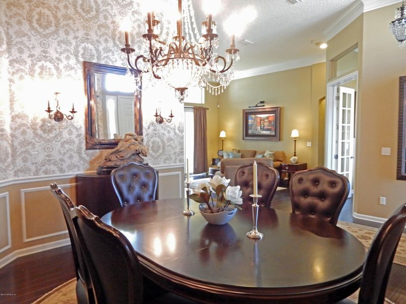 605 Turning Leaf Ave, St Johns, FL 32259