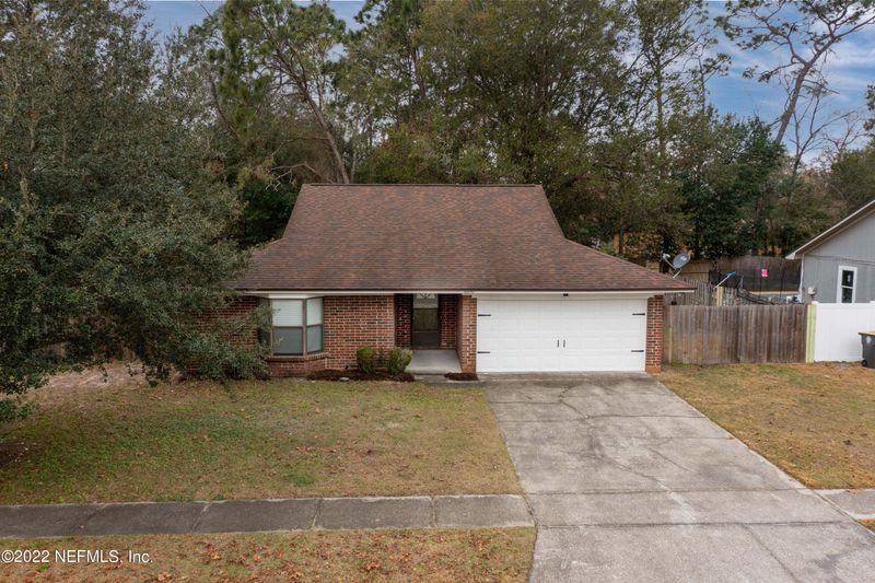 6050 Blank Dr W, Jacksonville, FL 32244