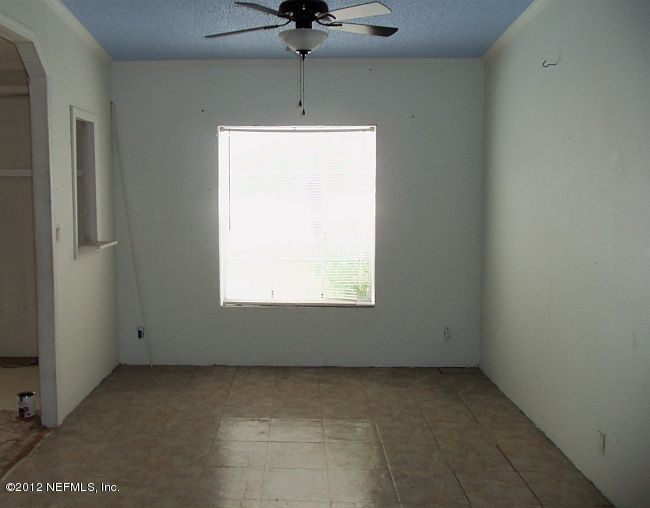 6050 Oak Leaf Rd, Keystone Heights, FL 32656