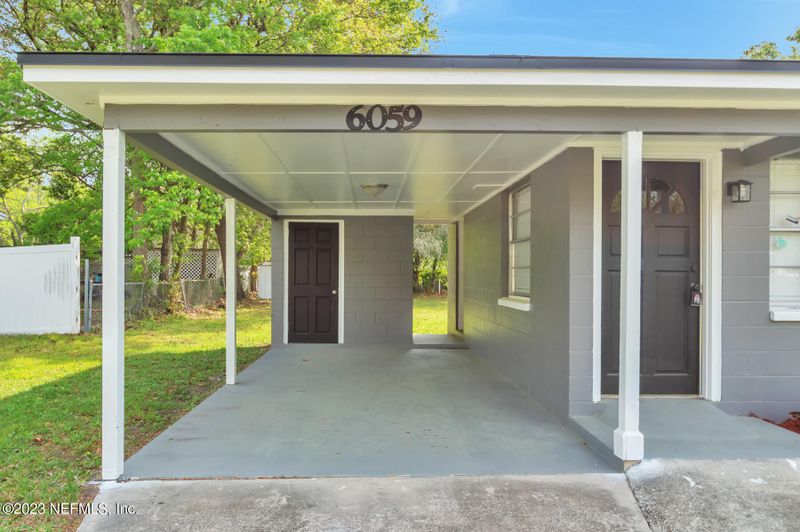 6059 Verdes Rd, Jacksonville, FL 32244