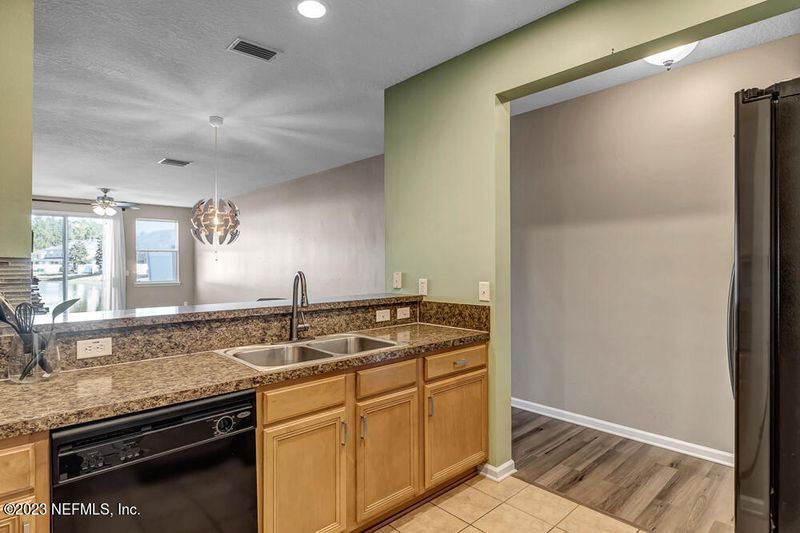 6061 Bartram Village Dr, Jacksonville, FL 32258