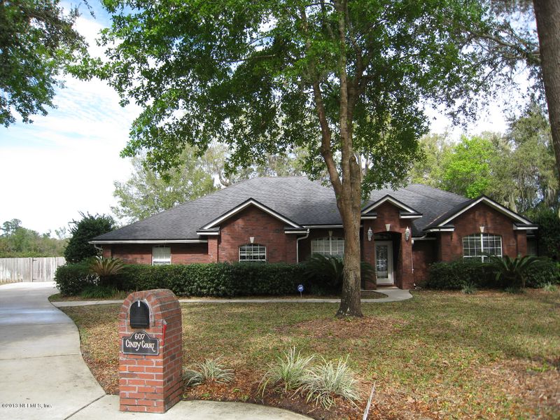 607 Cindy Ct, Jacksonville, FL 32259