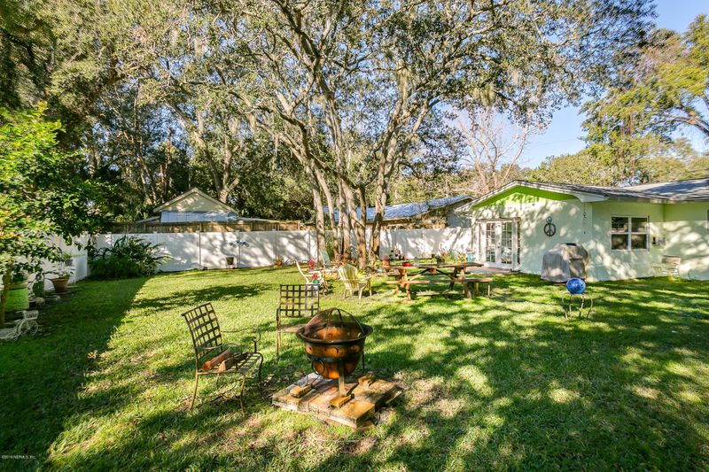 607 Mariposa St, St Augustine, FL 32080