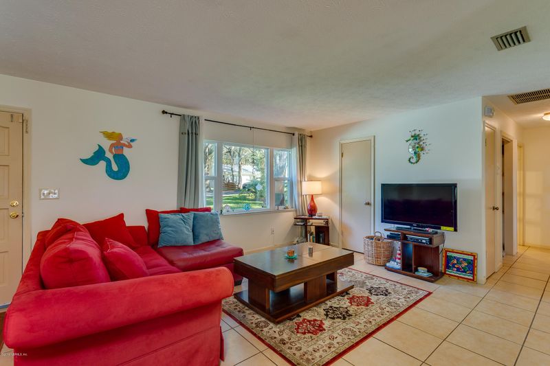 607 Mariposa St, St Augustine, FL 32080