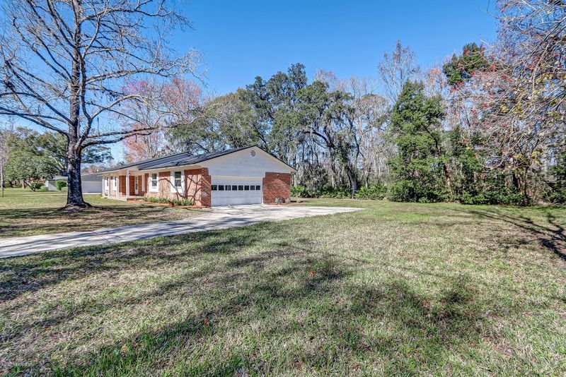 609 Claire Ln, Orange Park, FL 32073
