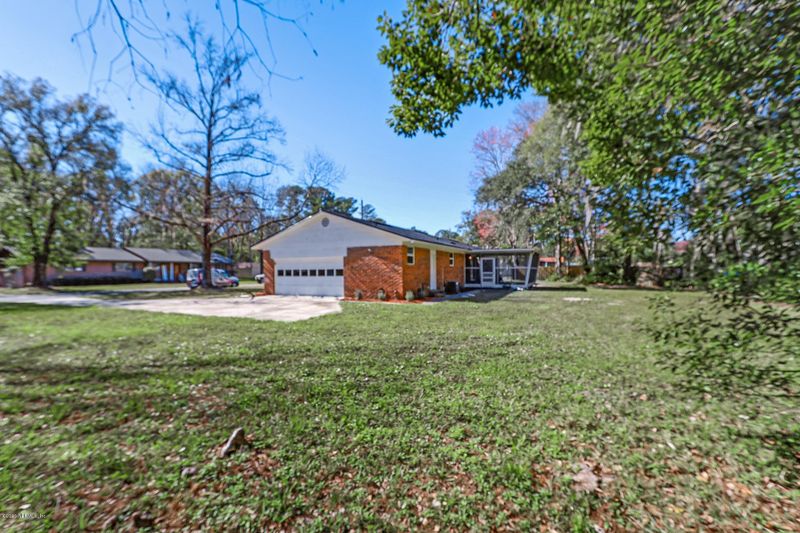 609 Claire Ln, Orange Park, FL 32073