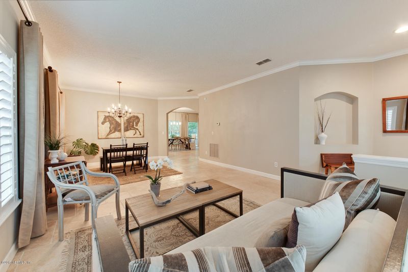 609 Lake Stone Cir, Ponte Vedra Beach, FL 32082