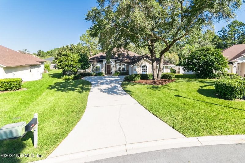 609 Lavender Ln, St Johns, FL 32259