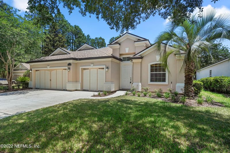 610 Loire Ct, St Johns, FL 32259